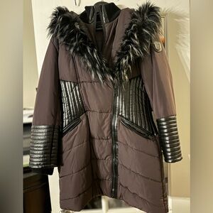 Northside Winter Parka in Size 8